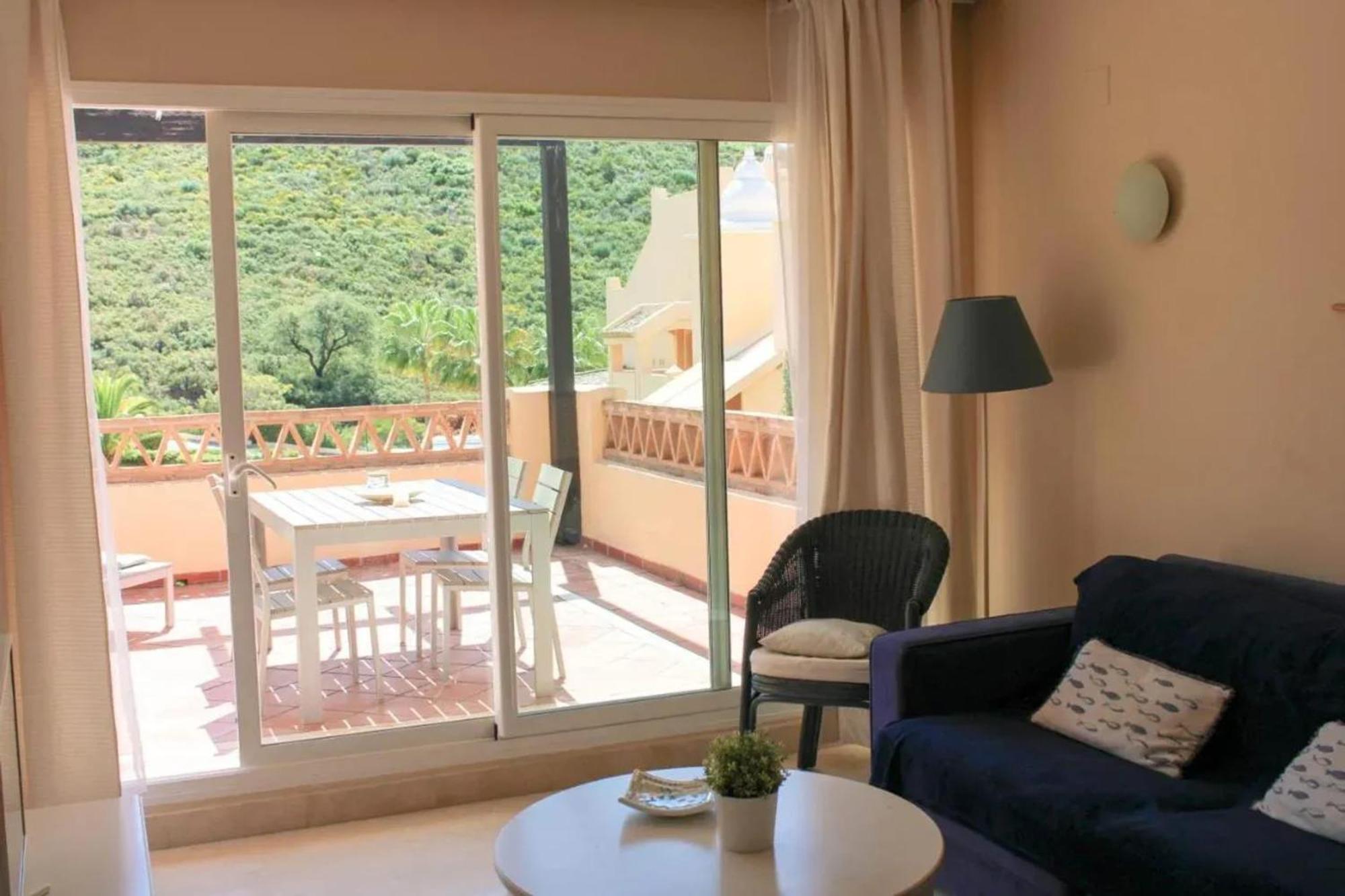 Family In With Pool Appartement *