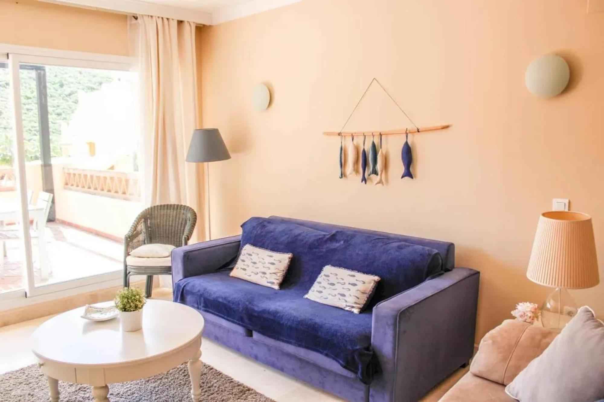 Family In With Pool Appartement
